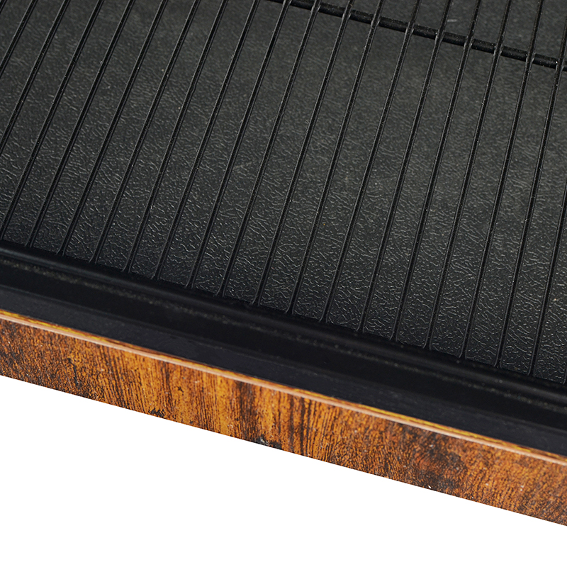 Innendørs tremøbler stil metallhundbur Innendørs tremøbler stil metallhundbur